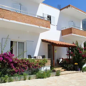 Penelope's , Dhërmi Albania