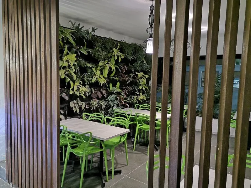 ****  Foresta Hotel Medellín Colombie